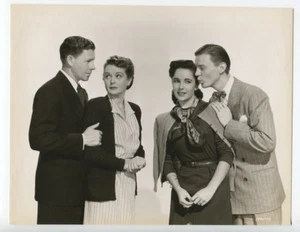 Elizabeth Taylor, Mary Astor, Jimmy Lydon,George Murphy 1947 Cynthia Photo J5365 - Picture 1 of 2