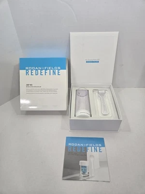 Rodan + Fields Redefine AMP MD 微去角质真皮辊子套件 — 第 1/4 张图片