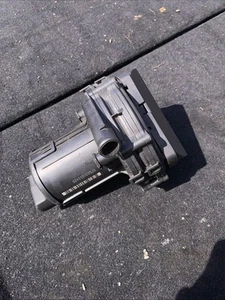 2001-2003 Bmw 325ci 330Ci 3.0L Secondary Air Injection Pump 1 435 364 - Picture 1 of 4