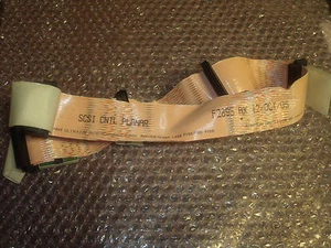 Dell  SCSI 4 Drop 68 Pin Cable F2895 - Picture 1 of 1