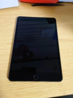 Apple iPad Mini (5th Generation) 64GB - Space Grey (READ DESCRIPTION) J1 - Image 1 of 4
