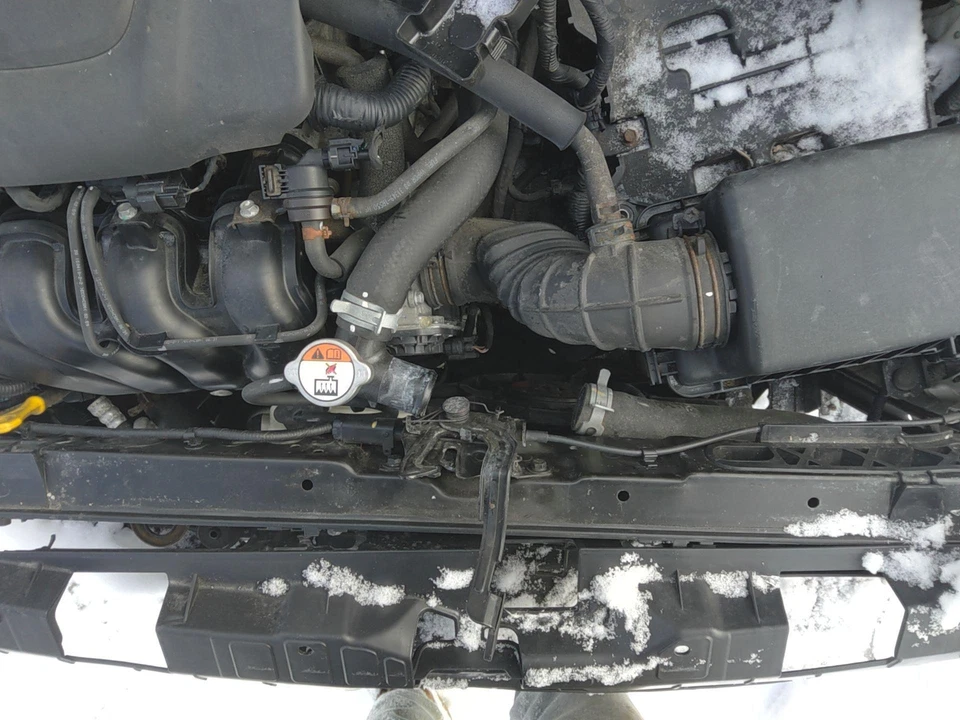 16 KIA RIO Radiator At - Image 1 of 1