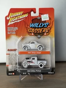 JOHNNY LIGHTNING 2 PACK WILLYS 1941 COUPE & 1933 PICKUP WHITE LIGHTNING CHASE - Picture 1 of 2