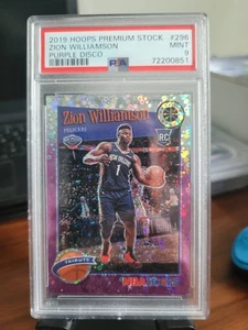 2019 Hoops Premium Stock Pelicans Zion Williamson RC Viola Disco PSA 9 come nuovo - Foto 1 di 2