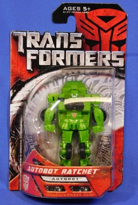 TRANSFORMERS MOVIE HUMMER H2 RATCHET EMERGENCY VEHICLE 2006 SMALL FIGURE - Image 1 of 4