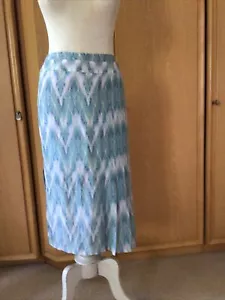 Reiss Silk Skirt Size 6 Blue 100% Silk Pleated Side Splits Summer Pretty - Picture 1 of 8