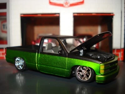 Chevrolet 1500 1990 camioneta pickup edición personalizada M2 verde 1/64 ¡muy genial!! Foto 1 de 4