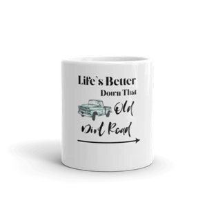 Camión pick-up vintage Life's Better Down That Old Dirt Road, taza de café rústica - Imagen 1 de 7