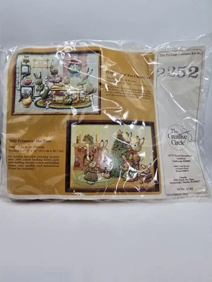 NEW Creative Circle Trimmin' the Tree & Cookin' For Christmas  #2252 - Image 1 of 4