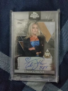 2021 Topps WWE Fully Loaded - Legends Autograph Trish Stratus #L-TS  /50  - Picture 1 of 2