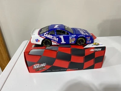 1991 Jeff Gordon Carolina Ford Dealers 1/24 Action diecast bank - Image 1 of 4