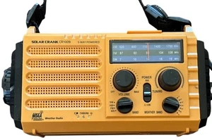 Solar Crank Radio CR1009 Works - Preowned - Picture 1 of 6