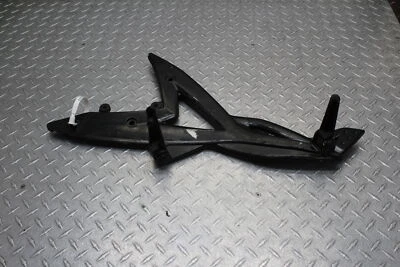 Kawasaki Ninja 650R Ex650J 2008 reposapiés delantero izquierdo clavija paso 34028-0059 Foto 1 de 4