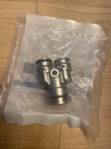 SMC KQG2U11-13 Push to Connect Union Y Reducer 1/2” to 3/8” Stainless Steel - Picture 1 of 2