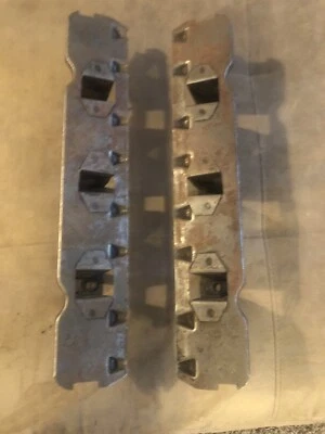 Pontiac GTO 1967-72 Firebird Ta escudos de brazo basculante. Gm  Foto 1 de 4