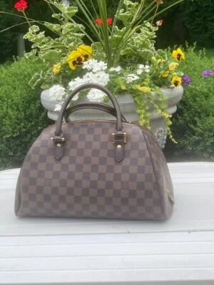 BOLSO DE MANO LOUIS VUITTON RIBERA - MM Foto 1 de 4