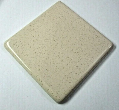 1 Azulejo de Pared Doble Nariz de Toro Rueda 4-1/4" Marrón Brillante Motas en Cerámica Beige Foto 1 de 4