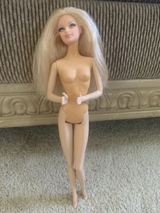 MATTEL BARBIE BASICS MODEL No. 01 COLLECTION 001 Blonde Hair READ - Imagen 1 de 14