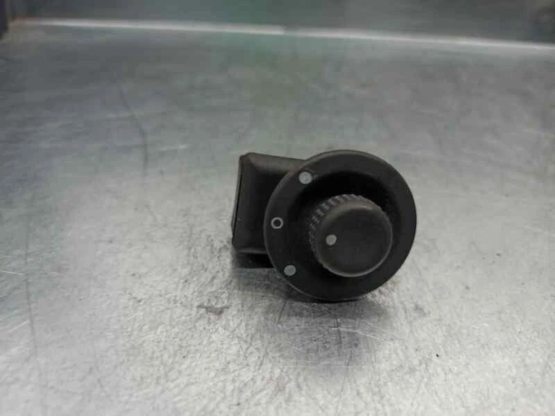 8200002442A mando retrovisor para RENAULT MEGANE II BERLINA 5P 1.4 16V 2982858 - Imagen 1 de 4