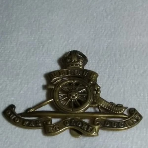 Royal Artillery British Army Military Hat/Cap Brass Badge - Picture 1 of 15