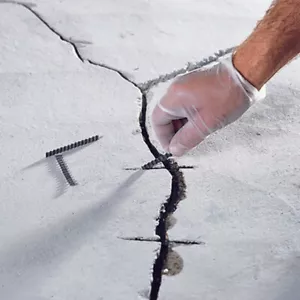 Gießharz Epoxydharz für Estrich Risse 30 Estrichklammern Quarzsand Epoxidharz - Bild 1 von 9