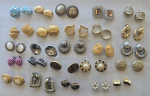 Lot of 20-Pair Assorted Vintage Clip on Earrings Both Signed & Unmarked (1) - Picture 1 of 16