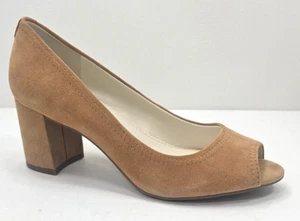 Anne Klein Women's Meredith Tan Peep Toe Suede Pump 2.5" Heels Shoes SZ 7M NEW - Picture 1 of 6