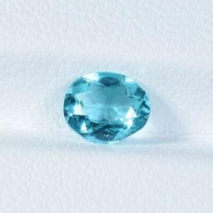 0.72 ct BEST GRADE BLUE GREEN PARAIBA HUG / NATURAL APATITE - Oval Gemstone !! - Picture 1 of 2