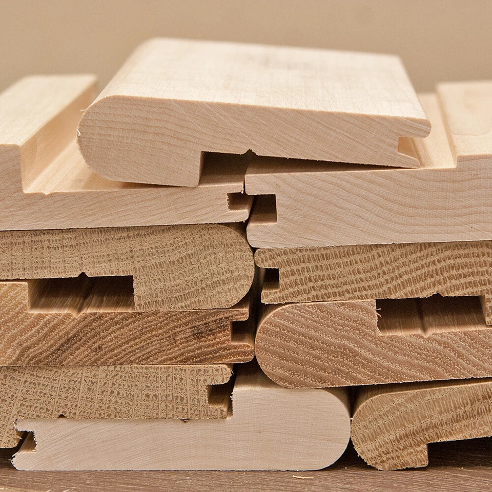 Nariz de escalera de madera dura de 7/8" x 3-1/2" Foto 1 de 1