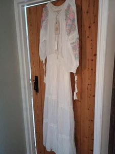 Miss June Maxi Dress - Picture 1 of 9