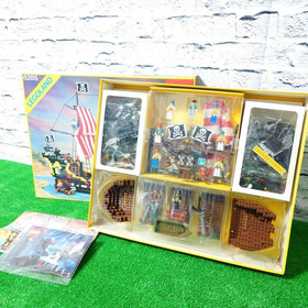 LEGO 6285 Black Seas Barracuda 1989 Original Pirates Set Unbuilt Open Box