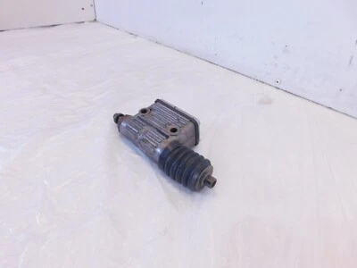 Cuerpo depósito cilindro maestro freno trasero Harley Davidson Sportster 883 y 1200 Foto 1 de 4