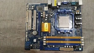 PLACA BASE ASROCK N68C-S UCC socket AM3 - Imagen 1 de 3