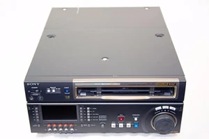 Sony hdw-d1800  hdcam studio recorder with hdsdi - Picture 1 of 8