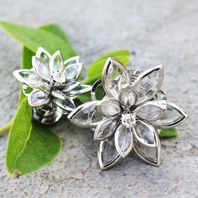PAIR of 316L Stainless Steel Crystal Flower Screw Fit Plug - Image 1 of 4