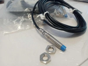 SICK 1040896 sensor IME08-04NNSZW2S - Picture 1 of 5