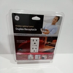 GE Z-Wave Wireless Duplex Receptacle ZW1001 45605 - BRAND NEW SEALED - Picture 1 of 4