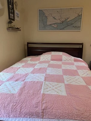 Hermosa cama Queen de colección cosida a mano punto de cruz rosa blanco edredón 81X80 Foto 1 de 4