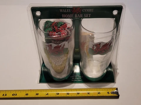 Wales Cymru Football Soccer Fan Home Bar Set Pint Glasses, Towel + Coasters New Cover