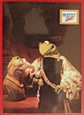 THE MUPPETS - Card #42 - ARISFROGGLE CONTEMPLATING THE BUST OF A TWERP / HOMER