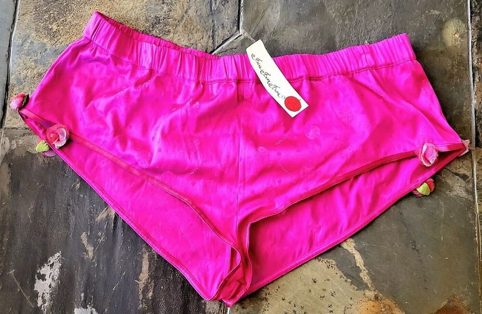 Pantalones cortos para dormir Ladybug mezcla de seda John Galliano talla 6-medianos (EE. UU.) precio de venta sugerido por el fabricante $325,00 Foto 1 de 4