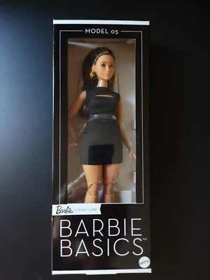 Barbie Basics 2025  Series 1 Doll 5 JBH73 - Barbie Signature Black Label - Immagine 1 di 4