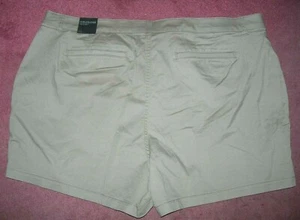 Lane Bryant Khaki Beige Twill Girlfriend Shorts 28 Box Pleat Trim (28W 3X 4X Tan - Picture 1 of 2