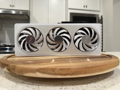 GIGABYTE RTX 5060 Ti AERO OC 16GB Gaming Graphics Card ✅ Open Box! ✅ - Image 1 of 4