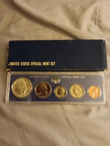 1966 US Special Mint Set SMS 5 Coins with 40% Silver Kennedy Half Dollar and Box - Picture 1 of 2