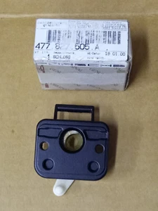 🔥 NOS Genuine Porsche 924 944 Left Rear Hatch Deck Lid Latch Catch 477827505A - Picture 1 of 2