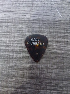 Vintage REO Speedwagon Gary Richrath 80s Concert Tour Guitar Pick Caught Myself - Bild 1 von 2