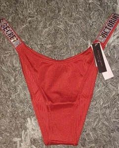 Victoria Secret Brillo Correa Natación Brasileño Nuevo Talla Mediana Rojo - Imagen 1 de 2