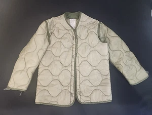 USGI Military M65 Field Jacket Coat Liner 1981 Cold Weather Quilted X-Small 1654 - Picture 1 of 11