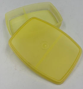 Vintage Tupperware Slim Packette Divided Lunch Container #813–Yellow w/Seal #814 - Picture 1 of 4